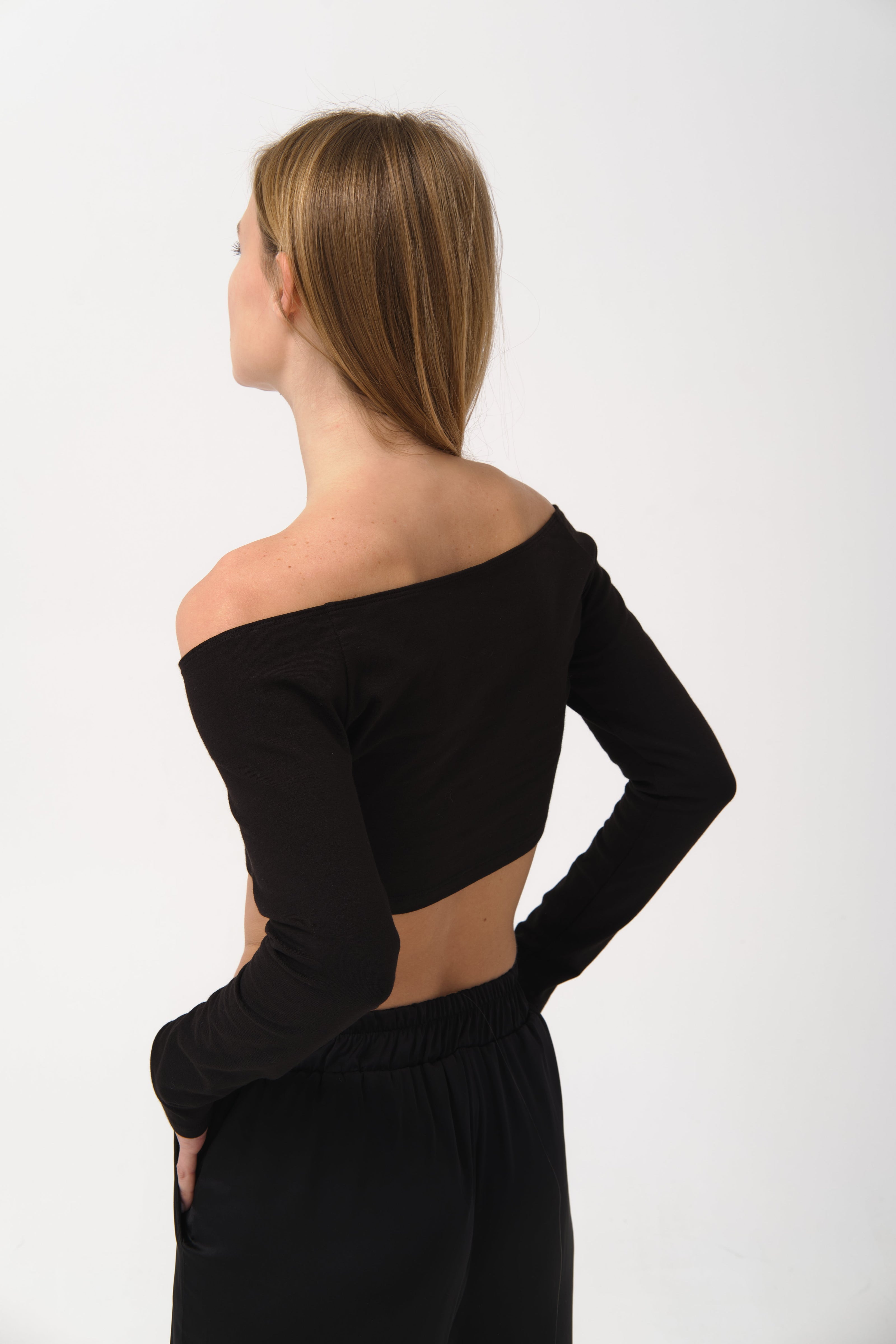 Кроп-топ Aries